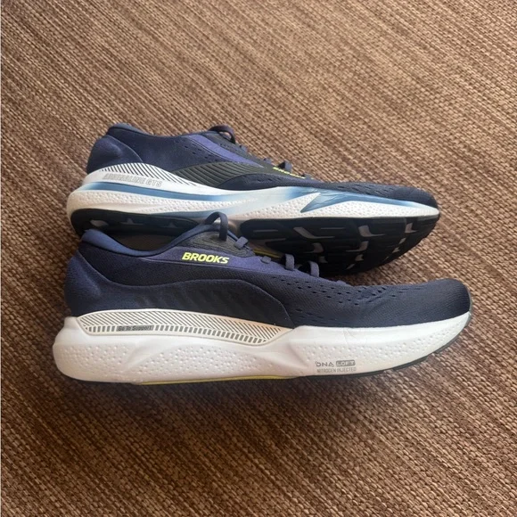 Men’s Brooks Adrenaline 24 Navy and White Running Shoes Size 13 - Picture 4 of 9